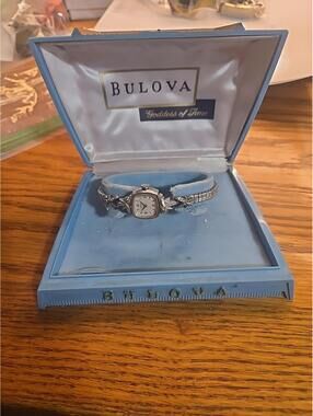 vintage caravelle ladies 10k RGB  watch With Bolova Vintage Box
